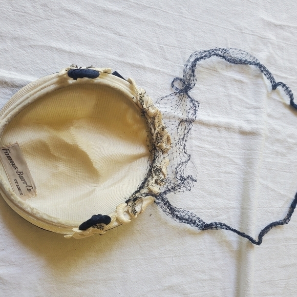 Famous Barr Co. Vintage Veiled Tie Hat - Picture 6 of 12